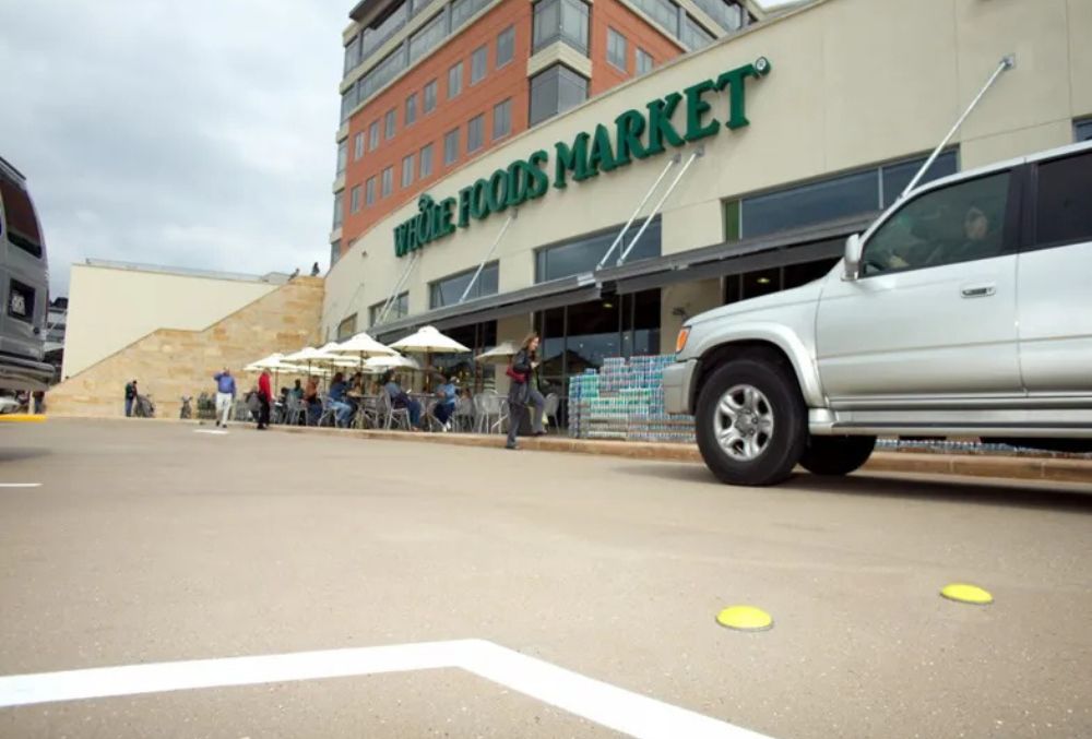 commercial concrete driveway